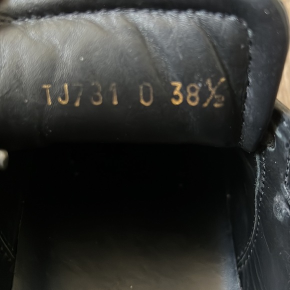 Valentino Garavani Snaeakers - Picture 7 of 15